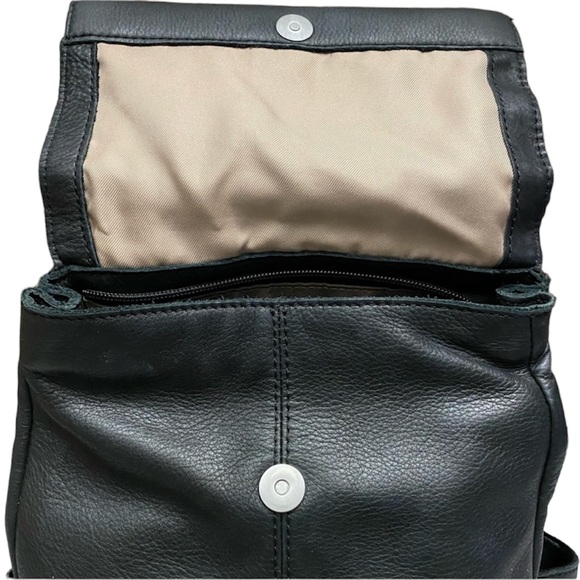 Black & Silver Leather Liberty Backpack Purse - Picture 4 of 15